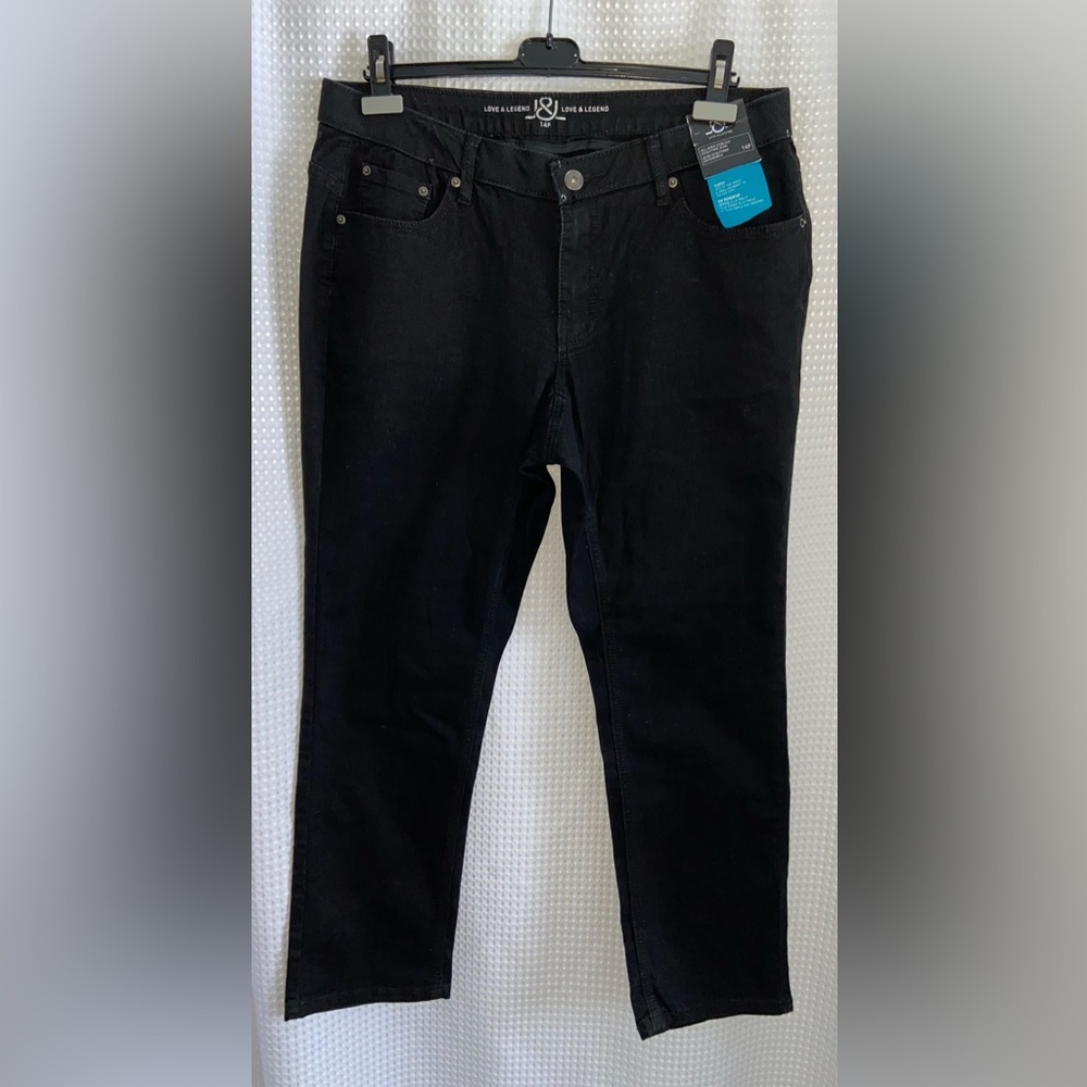 Reitmans LOVE&LEGEND all over stretch sculpting‎ Curvy black jeans size 14p NWT